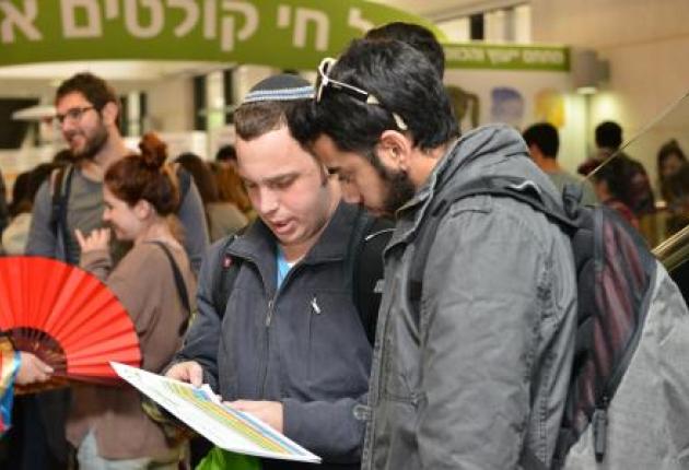 מועמדים מעיינים בפרוספקט ביום הפתוח